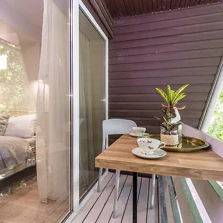 Beachside 2 Апартаменты Паланга